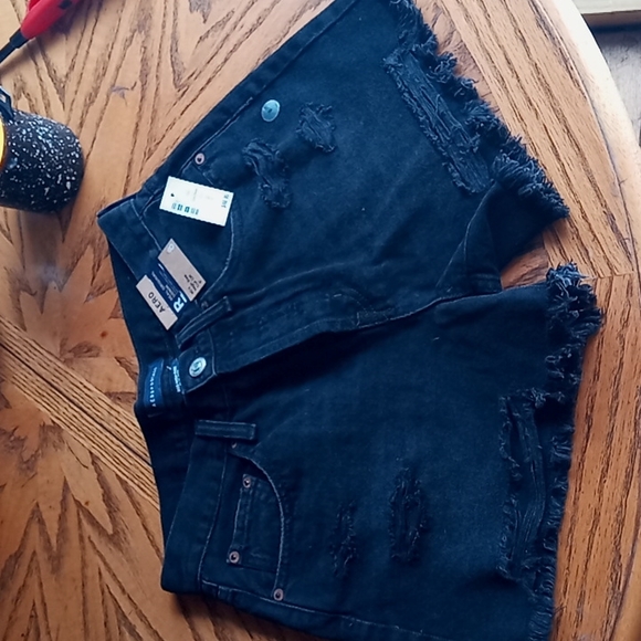 Aeropostale aero distressed retro vintage highwaisted black jean shorts NEW NWT - Picture 1 of 7